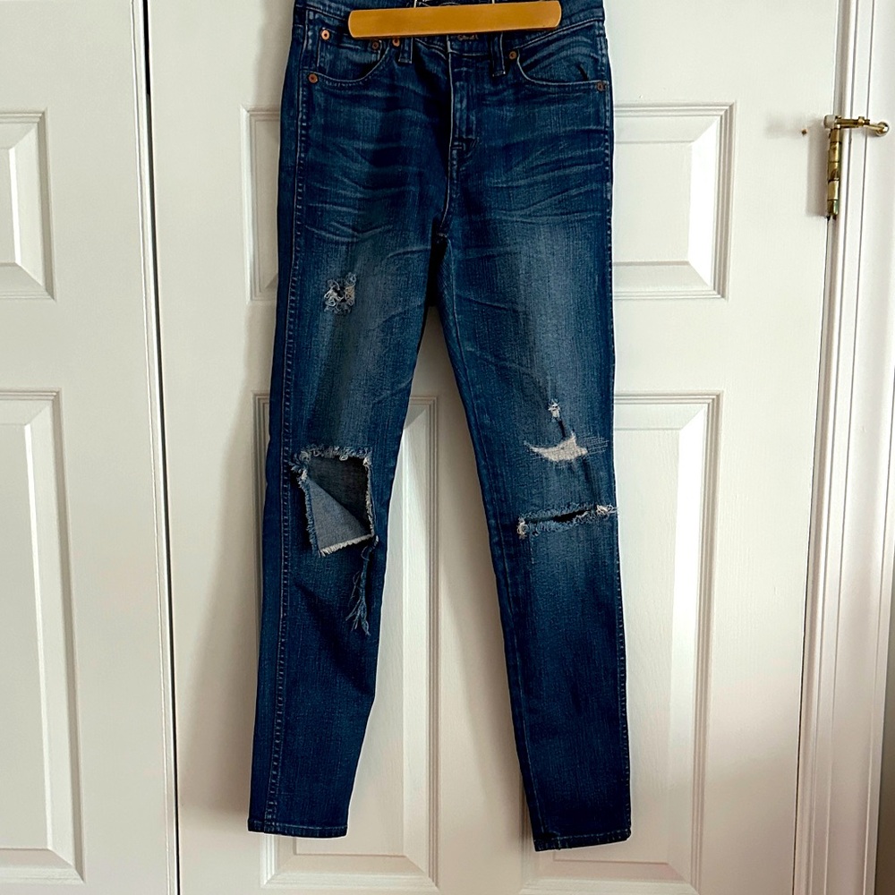 Madewell size 26 - 9” high rise skinny. Dark Blue Distressed Jeans